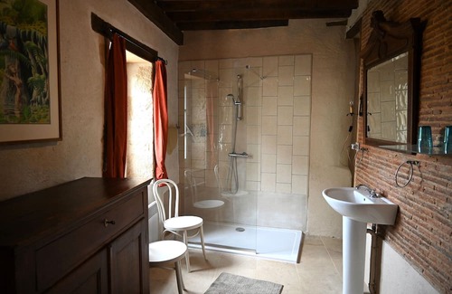 Champallement House | Romantisch Ruim 2 Persoons Vakantiehuis met Panoramisch Uitzicht!