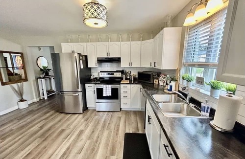 Stratford House | Aylward House - Modern Home - All the Amenities - Minutes from Charlottetown