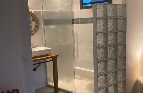 Lamentin Villa | Unique villa with 3 air-conditioned master suites and large open spaces