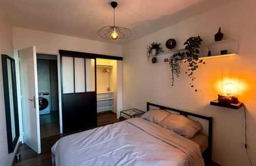 Blatin Apartment | Galaxie Appartement Moderne, Vue Ville et Puys