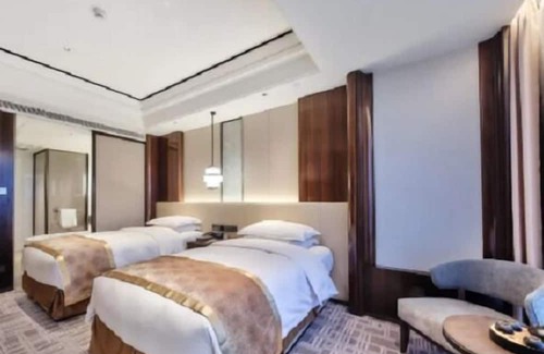 Hongqi District Hotel | Radisson Hotel Xinxiang Branch