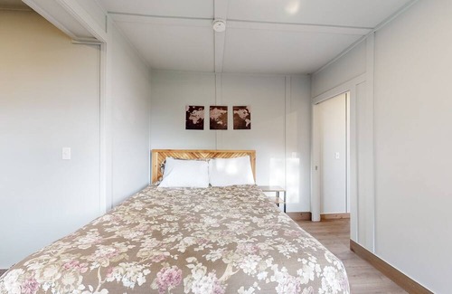 Vashon Island House | Enchanting & tranquil waterfront escape with patio, fire pit, & amazing views