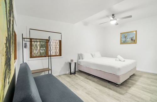 Coolangatta House | The Treetop House