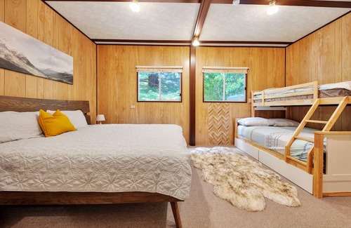 Bright Cabin | Welcome to The Banya Place – an experience like no other.