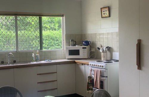 Atherton Apartment | A Piece of Paradise - A private self contained 2 bedroom unit close to Atherton