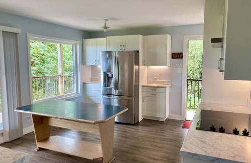 Malahat Bed & Breakfast | 2 bedroom suite with million dollar Oceanview near Malahat Sky Walk