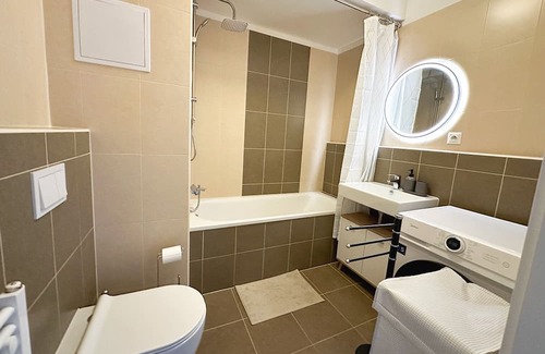 Prague 3 Apartment | Bigle Rent: Full-Service Cozy Apartment, Prague 3