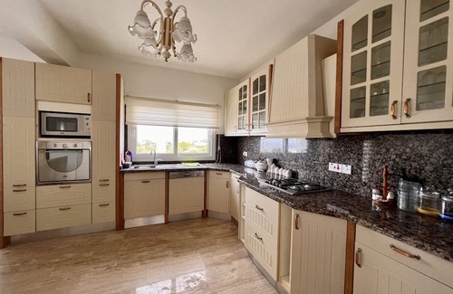 Karsiyaka Villa | Villa with Private Pool At Kyrenia