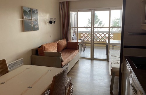 Cap Esterel Apartment | Cap Esterel, T2 Confortable 4/5 Personnes, Climatisé Avec Très Belle vue sur mer