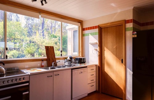 Dargan House | Nunyara Retreat - Outdoor Tub, Valley Views, Nature Surrounds