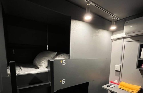 Minamiotsuka Apartment | Room for 6 people 3 bunk beds / Toshima-ku Tokyo