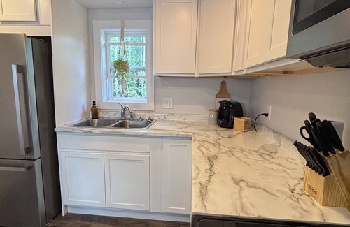 Sainte-Anne-de-Kent House | Cozy river view getaway along the Cocagne River.