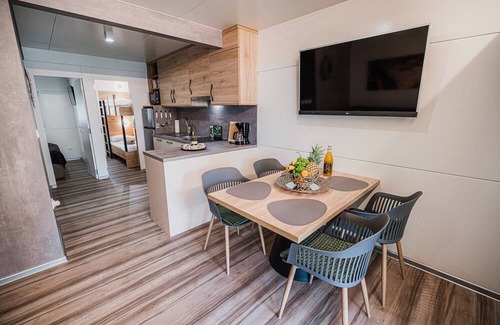 Terme Catez House | Lake Serenity Premium Mobile Homes-2Bedroom 15/013