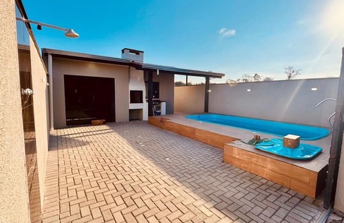 Itapoa House | House with Pool and Barbecue 1 km from the Beach – Itapoá"