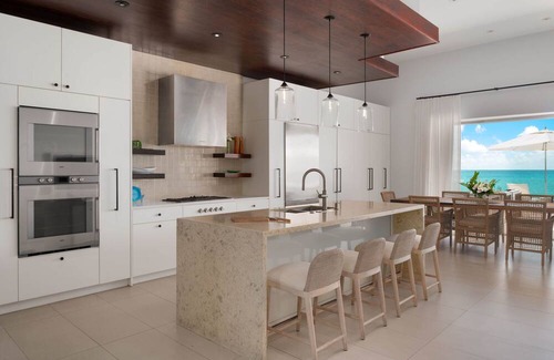 Juba Sound Villa | Tip of the Tail: Turks & Caicos Iconic Villa with a Chef, and a Butler