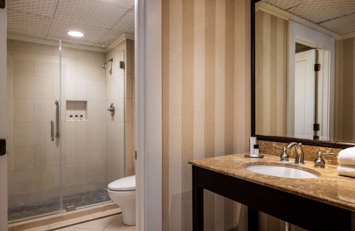 Manchester Hotel | 2 Rooms | Pool, Spa, and Golf Access in Scenic Vermont Village