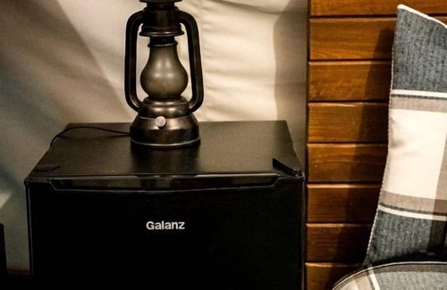 Houston House | Luxury Conestoga Wagon, Perfect for a Weekend Glamping Escape from Dayton, Ohio