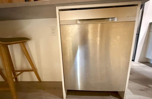 Okanagan-Similkameen House | Apex Mountain ~ Mandevilla