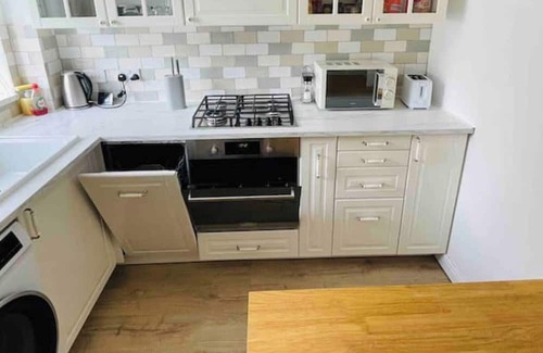 Weston by Wellend House | Cosy house for rent in a quiet area