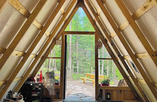 Sidney RV Rental | Escapology- Serene Glampsite!