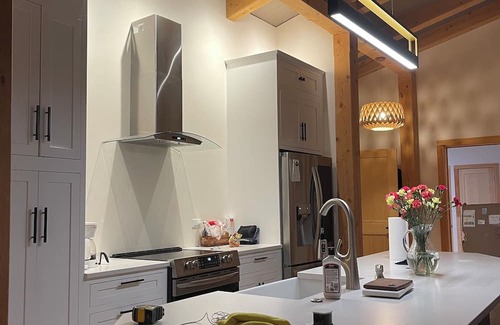 Bread Loaf House | Beautiful new two-bedroom timberframe house on 7 acres in Ripton.