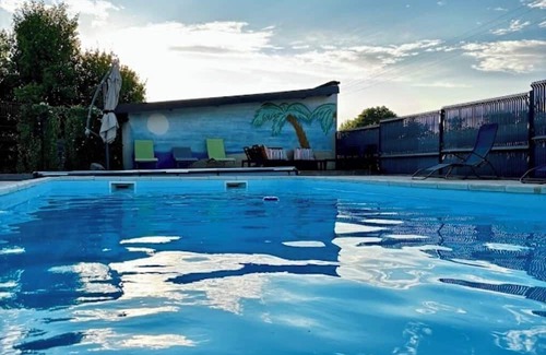 Valambray House | Lovely 1-bedroom cottage in an ancient farm Normandy. Pet allowed. Heated pool.