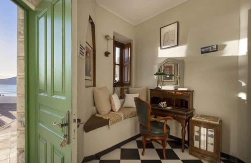 Hydra Villa | Mirkella - Six Bedroom Villa, Sleeps 12