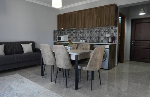 Vasilia Apartment | Cosy 1+1 penthouse in the heart of longbeach Iskele sleeps up to 5 people