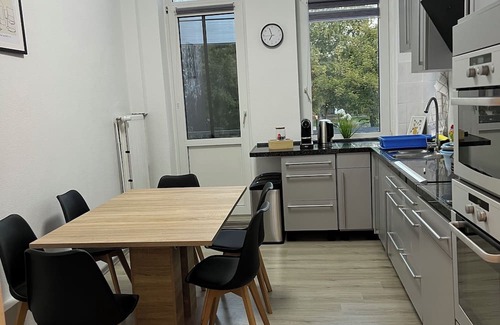 Klushof Apartment | Blunest Apartment 1: 4-Room-Apartment with Parking