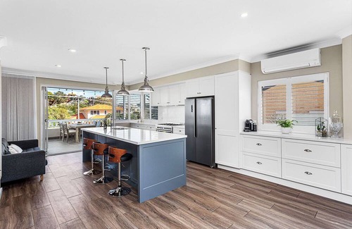 Sorrento House | Stylish coastal home in Sorrento featuring spacious living, modern finishes, and relaxing outdoor spaces perfect for a serene seaside getaway.