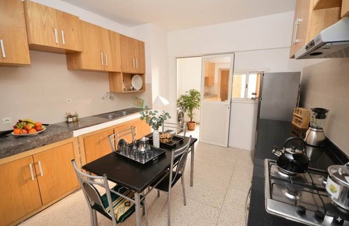 Casablanca House | The Casablanca Executive