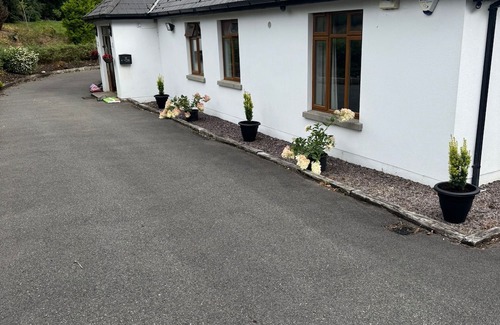 Camolin House | Fabulous 6-bedroom house in Camolin