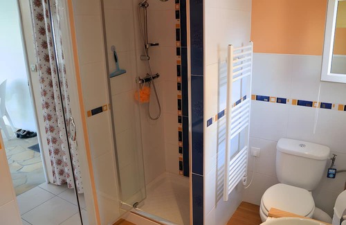 Saint-Drezery Bed & Breakfast | Bed and Breakfast 'Chez Gaston' with Private Pool, Wi-Fi and Air Conditioning