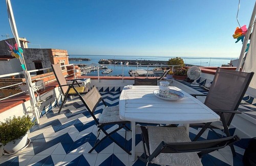Isola delle Femmine House | Holiday Home 'Sumarè' with Sea View, Wi-Fi and Air Conditioning