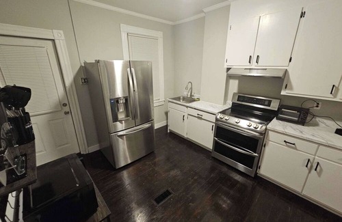 Middletown Apartment | Apartment in Middletown-Wesleyan102