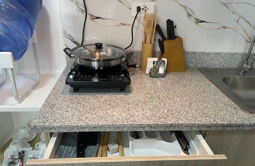 Bantud Hacienda Condo | Mesavirre Garden Residences – Contemporary 1BR