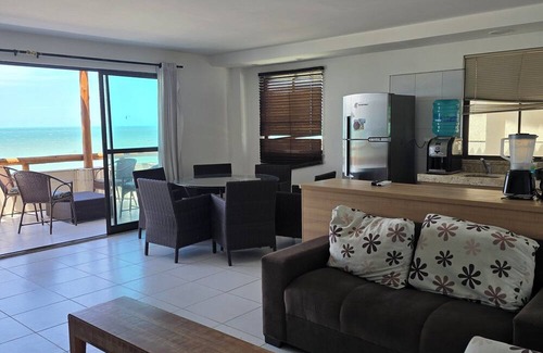 Colonia de Pescadores Apartment | Cumbuco BeachSun Oceanview Beachfront 3-bedroom apartment with AC, WiFi