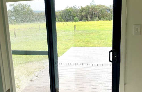 Halls Gap House | Grampians View Retreat - where style meets nature