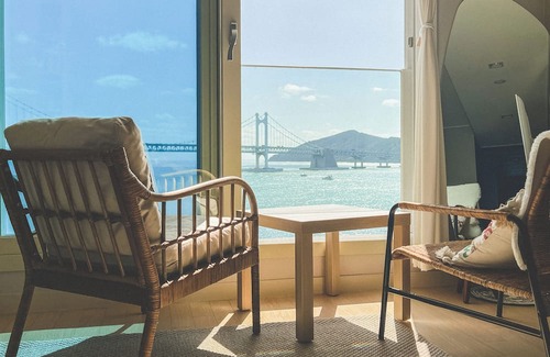 Suyeong-Gu Apartment | #광안대교뷰 감성숙소 #광안리불꽃축제 #오션뷰룸 #밀락더마켓/드론쇼· 불꽃축제 명당