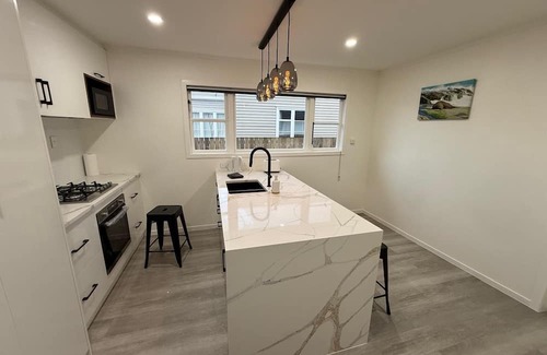 Trentham House | Beautiful 3-bedroom house in Upper Hutt Central