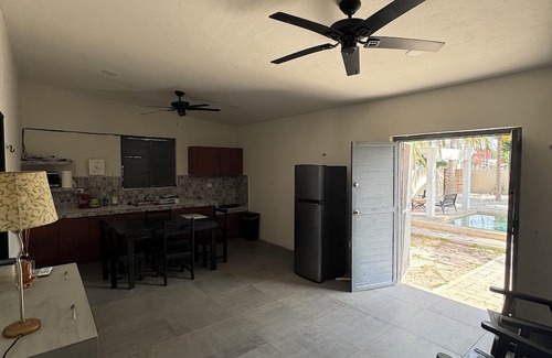 Chelem House | Tranquila casa para descansar en familia o disfrutar con amigos.