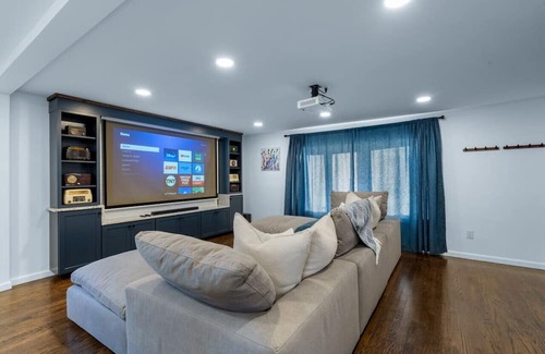 Plantsville House | #27- Luxury Collection