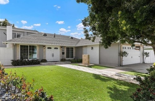 Lake Forest House | Resort-Style 4BR Pool Home in OC
