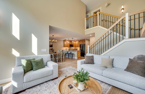 East Burke House | Ski-In/Ski-Out: Recently Built Burke Townhome!