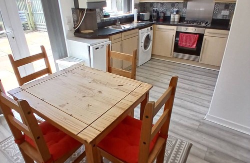 East End House | The Urban Escape - holiday home - Glasgow Green - Free Parking