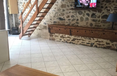 Yronde-et-Buron House | Charming rentals in the heart of Auvergne
