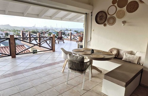 Salina Harbour View House | Casa Seru Zen - 3 bedroom Hilltop Serenity Near Mambo Beach