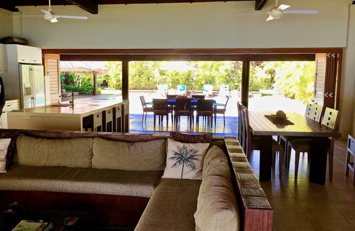 Malolo Lailai Island House | Nai Kawakawa 5 Star, Five Bure Waterfront Complex with Swimming Pool Musket Cove