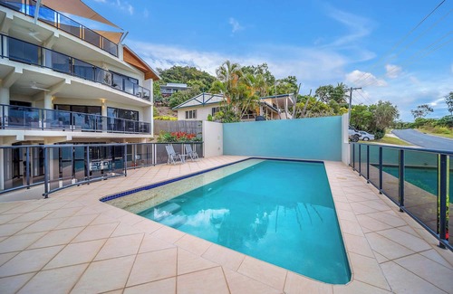 Cannonvale Apartment | Whitsunday Escape - Beachfront Penthouse with Pool