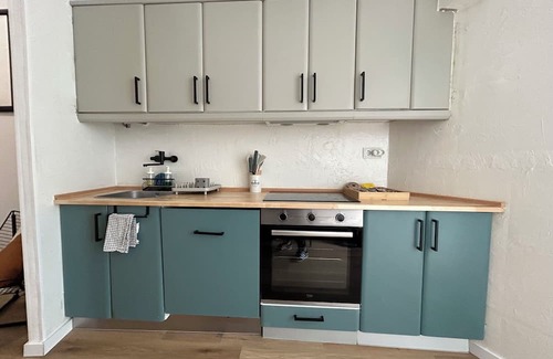 Zaragoza Old Town Condo | Casa Cedro, unique style with free parking 200 meters from the Plaza del Pilar